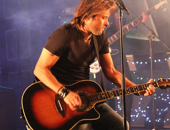 Keith Urban Tribute Band Melbourne - Tribute Show Impersonators